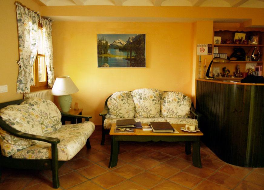 Bilanayur Hotel Alberuela de la Liena Exterior photo